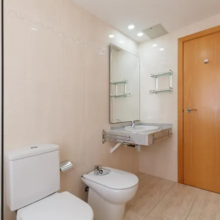Uhc Arinsal Family Complex Apartment